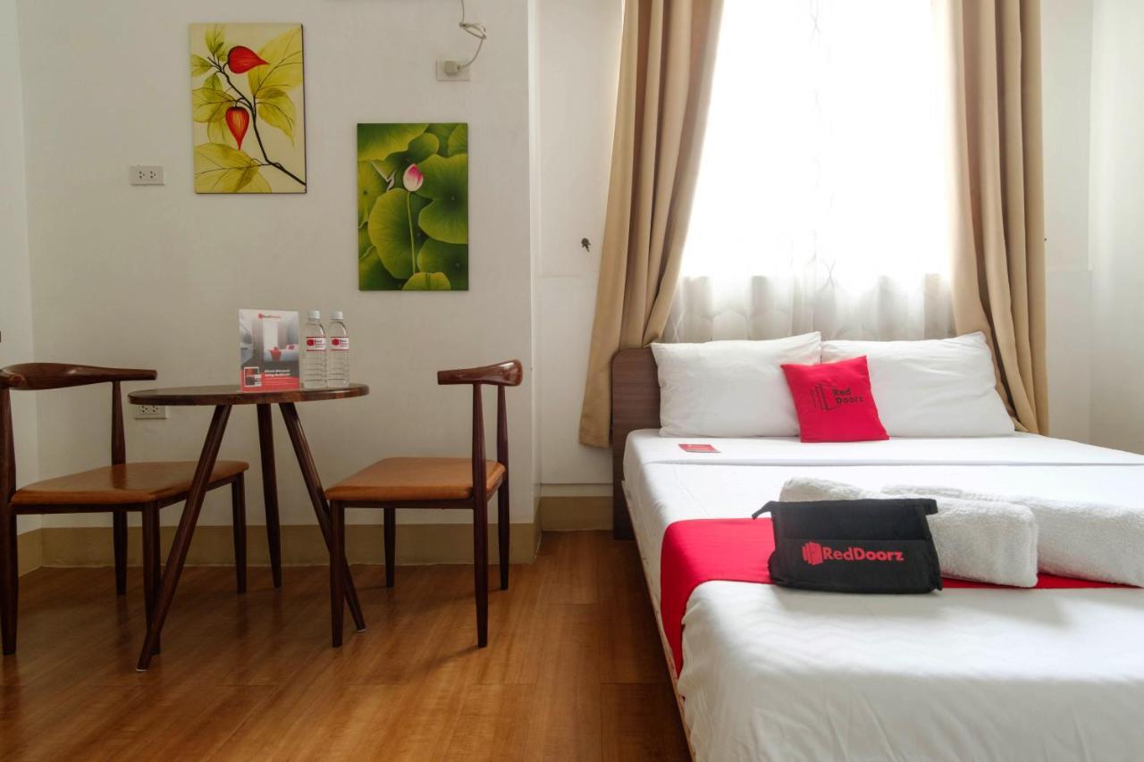 Reddoorz Near V Mapa Station Hotel Manila Exterior photo